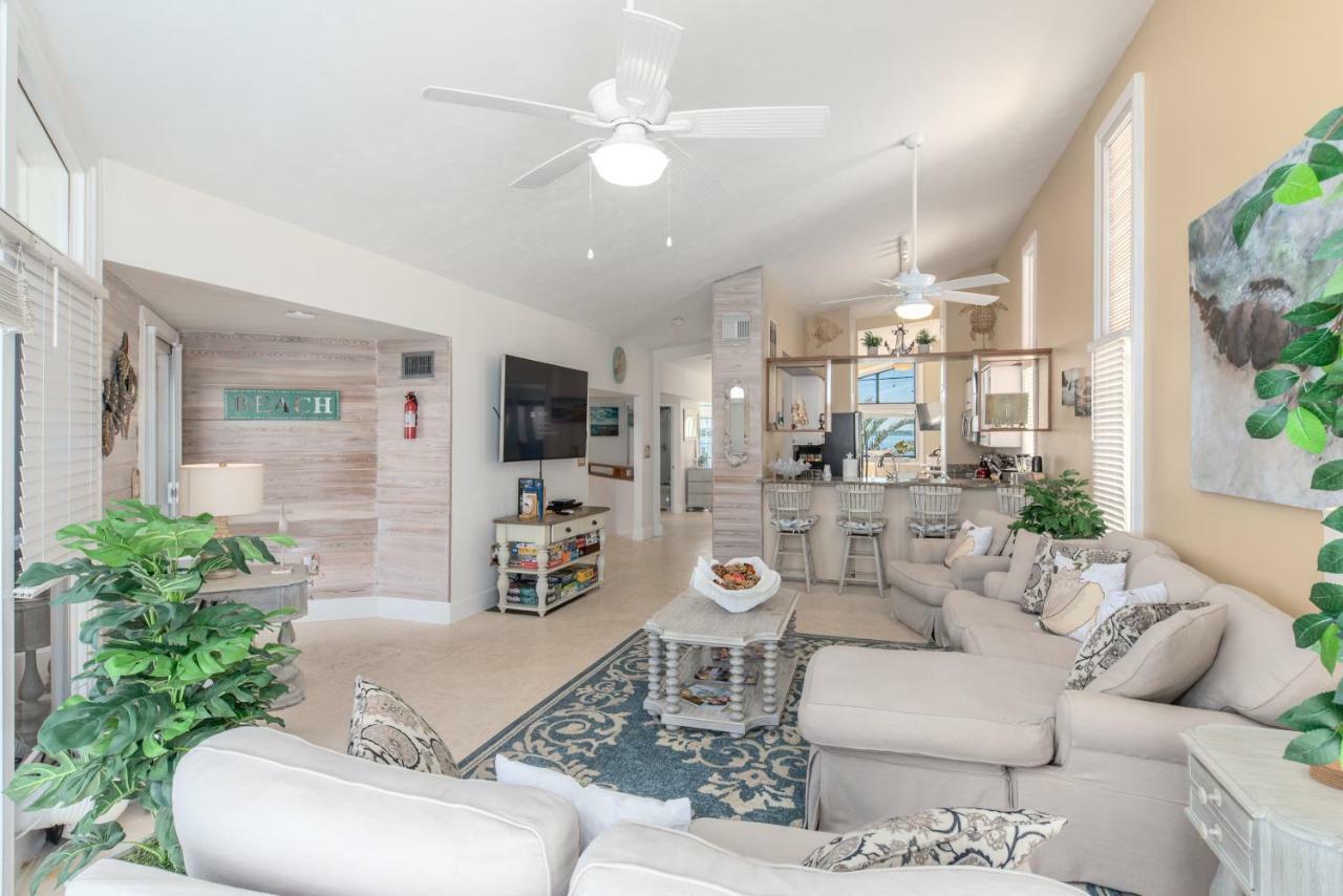 Family Tides Villa Stuart Exterior photo